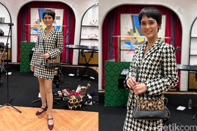 Mariana Renata terlihat chic dan elegan memakai avery jacket dan skirt bermotif houndstooth. Tas berbentuk pizza box dari koleksi Novelty Kate Spade jadi item favoritnya yang mencuri perhatian di butik. Foto: dok. R Chairini Putong/Wolipop