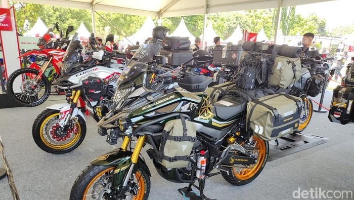 Suasana Honda Modif Contest dalam gelaran Honda Bikers Day di Dodiklatpur Kodam IV Diponegoro, Klaten, Sabtu (26/10/2024).