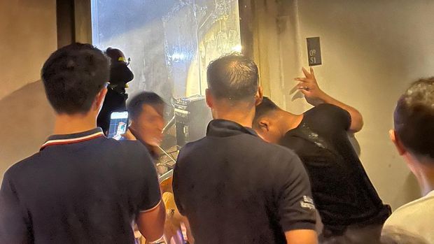 kebakaran apartemen surabaya