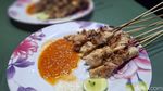 Jajan Martabak hingga Sate Kulit Telur di Jalan Sabang