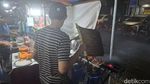 Jajan Martabak hingga Sate Kulit Telur di Jalan Sabang