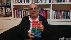 Ngobrol Bareng Penulis A Diary of Genocide