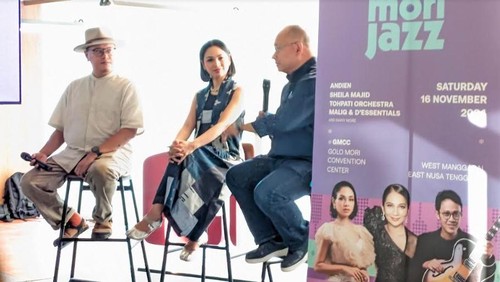 Penyanyi Andien saat menghadiri konferensi pers International Golo Mori Jazz 2024 di Kuta, Badung, Bali, Jumat (25/10/2024). (Foto: Vincencia Januaria Molo/detikBali)