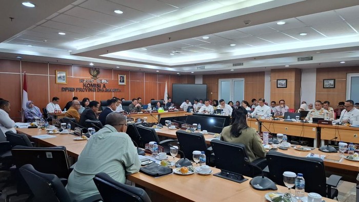 Rapat Dinas Gulkarmat Jakarta bareng Komisi A DPRD DKI (Belia/detikcom)