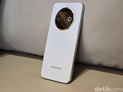 Unboxing Tecno Spark 30C, HP Sejutaan Tahan Banting