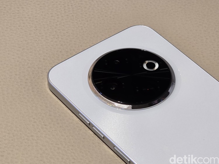 Tecno Spark 30C Tecno Spark 30C