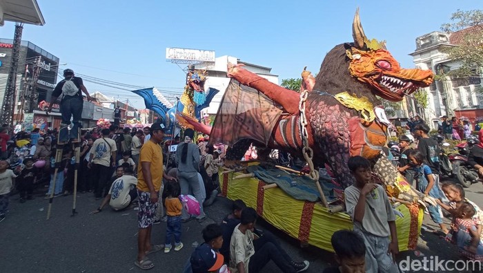 Tradisi Nadran Tiga Kampung Nelayan di Kota Cirebon