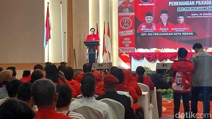 Yasonna Laoly saat menghadiri Rakercabsus Pemenangan Pilkada DPC PDIP Medan.