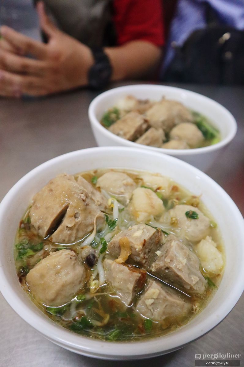 5 Bakso Khas Jawa Ini Dijajakan 'Nyempil' di Gang Sempit