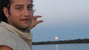 Kayaknya salah cubit deh mas. Foto: (Brightside).