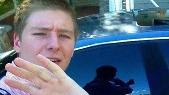 Mohon jangan foto saya ya. Foto: (Brightside).