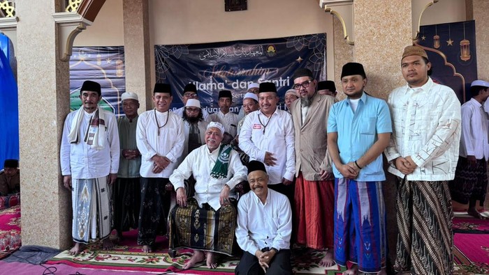 Gunawan HS-dr Umar Usman Ditunjuk Jadi Pejuang Santri dan Pondok Pesantren