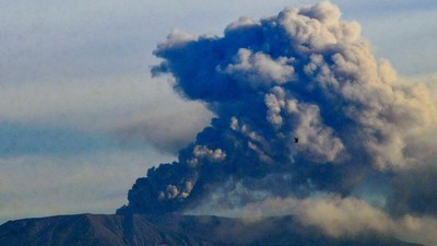 Gunung Marapi Kembali Erupsi