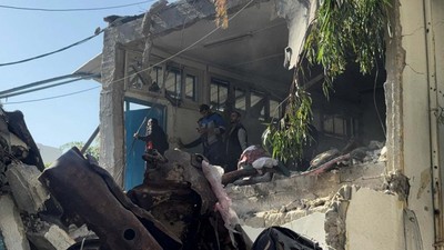 Biadab! Israel Bom Sekolah Tempat Warga Mengungsi