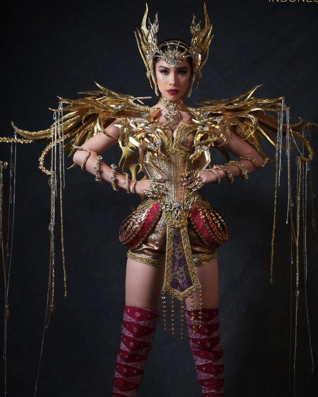 Miss Universe Indonesia 2024 Clara Shafira akan mewakili Indonesia di ajang Miss Universe 2024 yang digelar di Mexico City, November mendatang. Berbagai persiapan sudah dilakukan termasuk kostum nasional. Foto: Instagram/@missuniverseindonesia2024