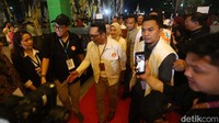 Debat kedua Pilkada Jakarta 2024 dimulai pukul 19.00 WIB. Ada enam subtema yang meliputi infrastruktur terintegrasi dan pelayanan dasar prima, pendidikan dan kesehatan, penanganan ketimpangan sosial, pembangunan ekonomi digital dan UMKM, pariwisata dan ekonomi kreatif, inflasi bahan pokok.