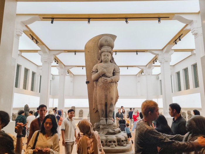 Museum Nasional Indonesia di malam hari pada Sabtu (26/10/2024).