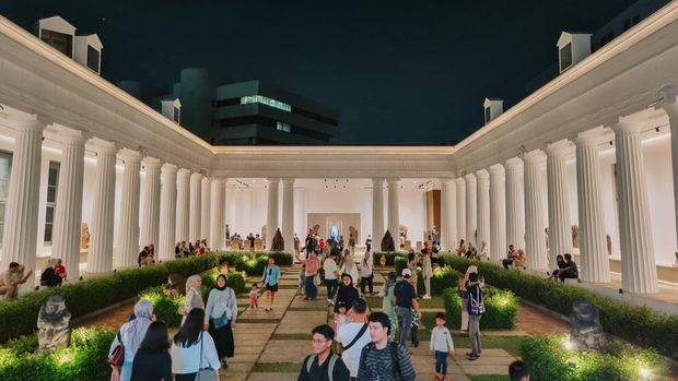 Museum Nasional Indonesia di malam hari pada Sabtu (26/10/2024).