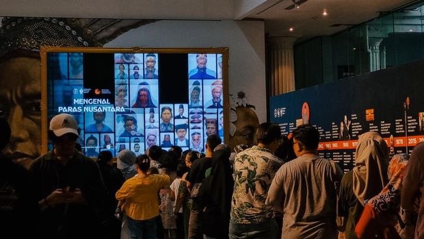 Museum Nasional Indonesia di malam hari pada Sabtu (26/10/2024).