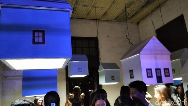 Pameran Merekam Kota di de Museum Cafe Jemaat Kota Kupang, NTT. (Anastasya Berek)