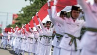 Kegiatan yang diikuti pelajar dan organisasi masyarakat itu dalam rangka peringatan Ke-96 Hari Sumpah Pemuda.