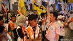 Pendukung Pasangan Calon Gubernur Jakarta Ramaikan Lokasi Debat