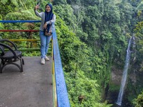 Curug Pelangi Cimahi, Salah Satu Air Terjun Tertinggi di Jabar