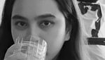 Rachel Amanda Doyan Ngopi dan Piawai Jadi Barista Dadakan