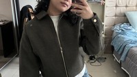Aktris Rachel Amanda dikabarkan mengalami gangguan kesehatan. Usai melakukan pemeriksaan medi, dirinya divonis alami kanker tiroid. Foto: Instagram/auroramanda95