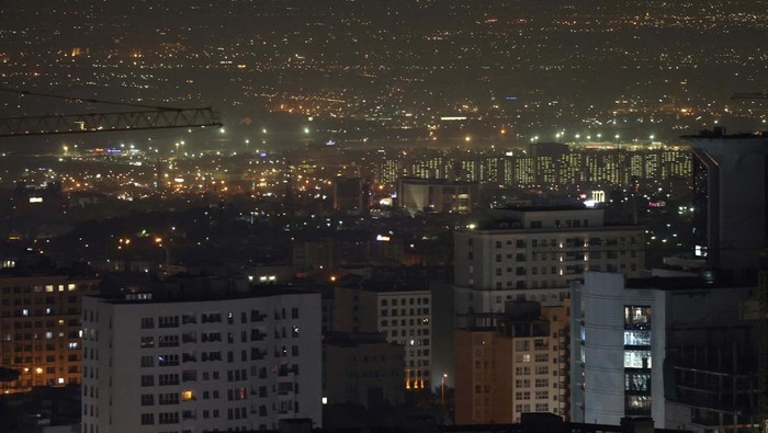 Suasana Kota Teheran Setelah Serangan Israel A general view of Tehran after several explosions were heard, in Tehran, Iran, October 26, 2024. Majid Asgaripour/WANA (West Asia News Agency) via REUTERS ATTENTION EDITORS - THIS IMAGE HAS BEEN SUPPLIED BY A THIRD PARTY
