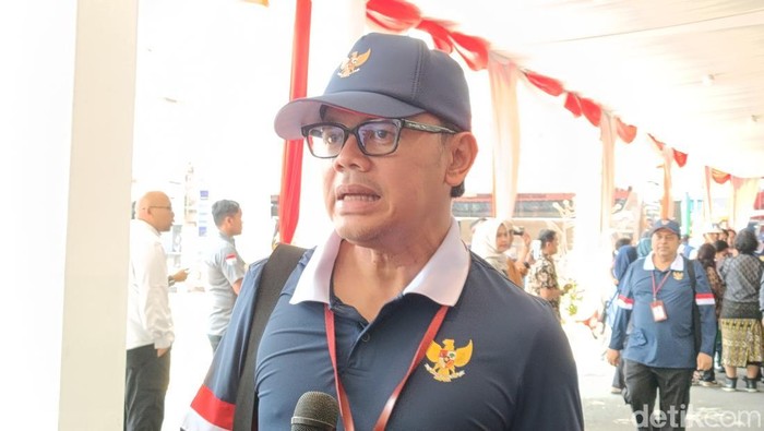 Wakil Menteri Dalam Negeri, Bima Arya, di Concordia Lounge, Terminal A Bandara Internasional Adisucipto Jogja, Minggu (27/10/2024).