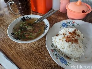 Puas! Makan Soto Sapi Pak Made Rp 20 Ribu di Denpasar