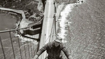 Mau ngecat Golden Gate Bridge. Foto: Craig Meador via Bored Panda