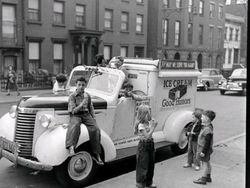 10 Foto Bersejarah yang Bikin Berasa Lagi Time Traveling