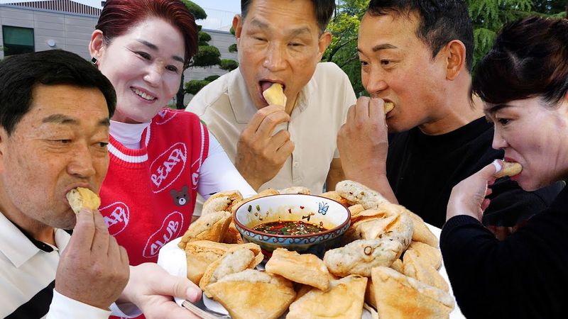5 YouTuber Ini Rajin Bagikan Makanan Indonesia di Luar Negeri