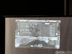 Melihat Jeroan Asus Zenbook S 14 OLED (UX5406)