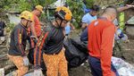 Badai Trami Picu Longsor di Filipina