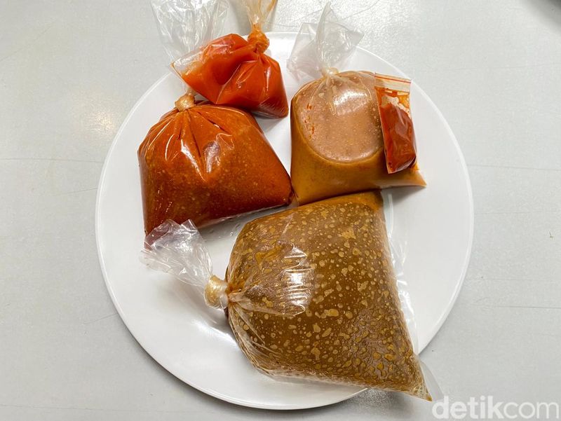 Battle asinan sayur Betawi