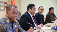 Badan Pengawas Pemilu (Bawaslu) RI mengatakan masih masih menunggu hasil temuan dugaan pelanggaran netralitas kepala desa di hotel bintang lima kawasan Semarang Tengah yang terjadi pada 23 Oktober 2024 malam.  