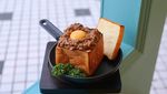 Bikin Ngiler! Kafe Ini Punya Retro Pudding hingga Toast Menarik