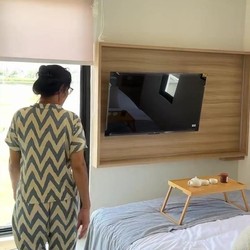 Bunda Corla Bersyukur Akhirnya Punya Rumah di Indonesia