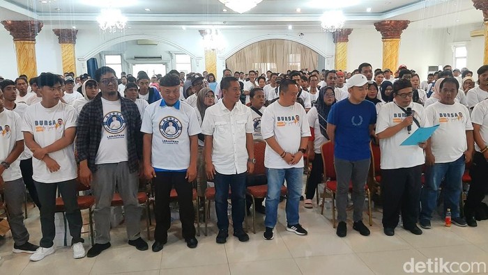 Deklarasi buruh untuk palson Aep-Maslani di Lebak Sari Karawang