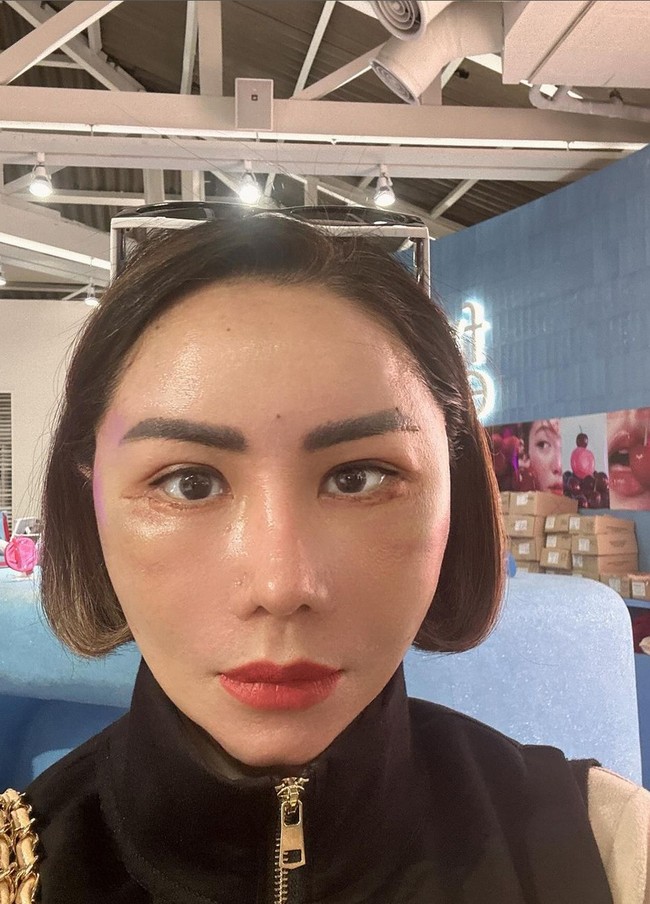 Dia mengungkapkan bahwa semua tindakan dilakukan di hari yang sama. Foto: Instagram/@femmypermatasari