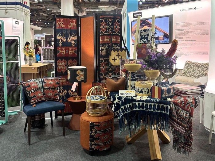 Interior Tenun Sumba