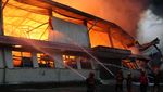 Gudang Beserta Isinya di Kota Tangerang Ludes Terbakar