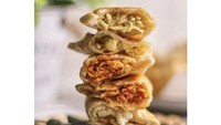 Dapur Dam Dam punya sejumlah variasi rasa cireng, termasuk ayam original sampai ayam mercon. Rasanya enak dan berkualitas dengan harga dibanderol mulai dari Rp 1.700 saja. Foto : Shopee (dapurdamdam)