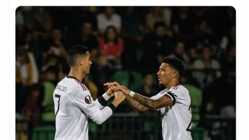 Ronaldo dan Jadon Sancho yang disingkirkan Ten Hag mungkin sedang gembira. Foto: X.com