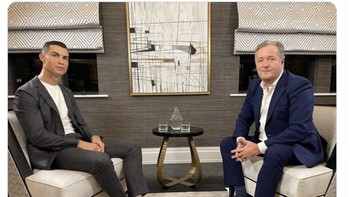 Presenter kenamaan Piers Morgan menyebut semua yang dikatakan Cristiano Ronaldo saat dulu mereka berbincang adalah benar. Dia manajer medioker yang tidak bisa menangani talenta kelas dunia atau menjalankan klub sebesar itu, tulisnya. Foto: X.com