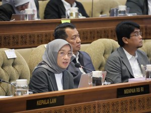 MenPAN Rini Paparkan Program 100 Hari Kerja di RDP Komisi II DPR RI