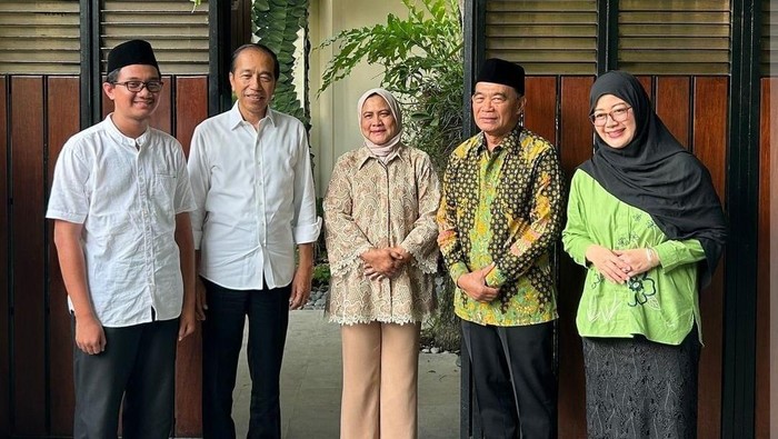 Muhadjir temui Jokowi di Solo